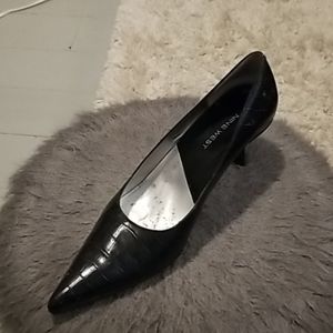 Nine West Black Croc 1 1/2 heel pump
